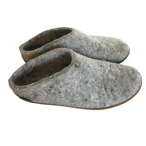 Glerups Cozy Gray Wool Slippers size 41  11 womans 8 mens
